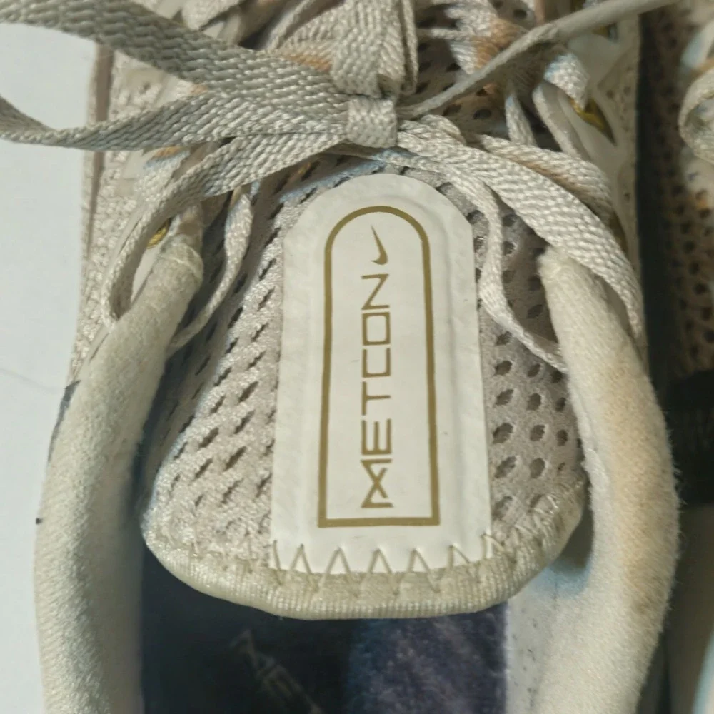 Nike Metcon Sz 9 Light Women's Size 6 Athletic‎ Sneakers AT3160-170